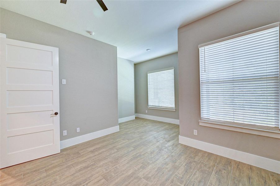 Spacious, unfurnished interior of a new home in , Montgomery (Image 32).