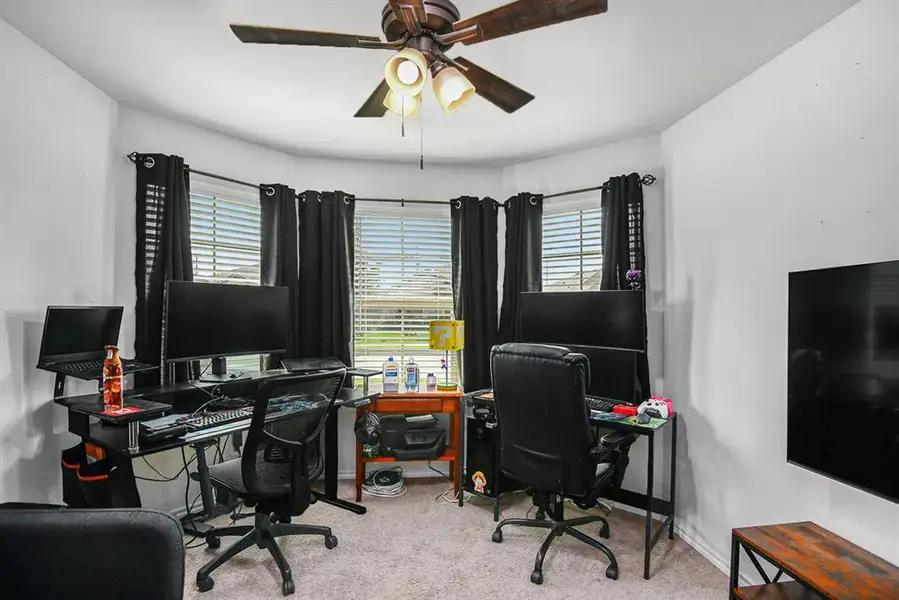 Furnished interior view inside a new home in , Fort Worth (Image 6).