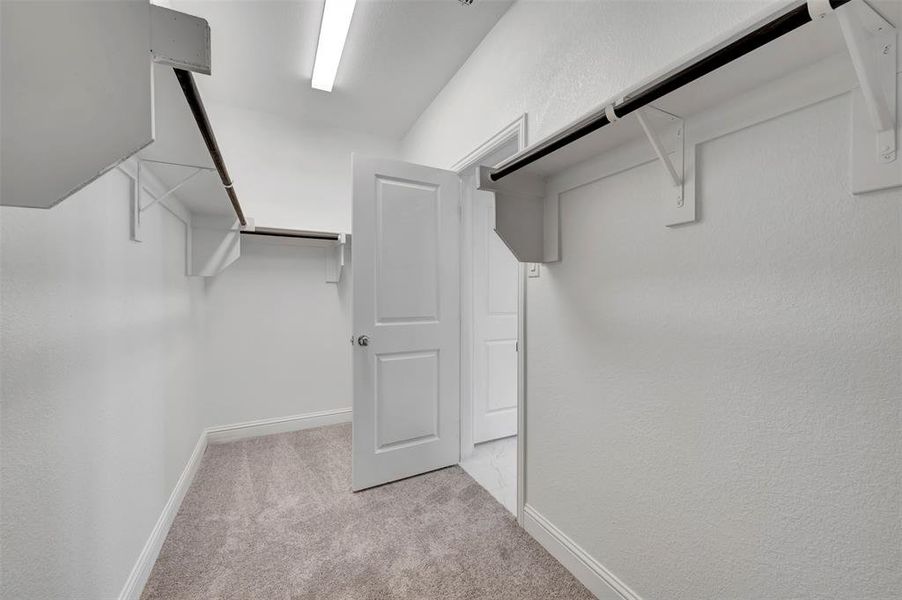 Spacious, unfurnished interior of a new home in Lilybrooke at Legacy Hills, Celina (Image 36).