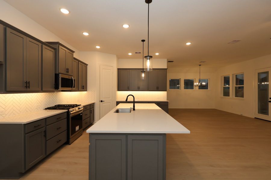 Furnished interior view inside a new home in The Grand Prairie - Retreat Collection, Hockley (Image 4).