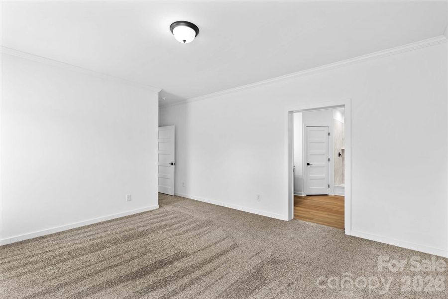 Spacious, unfurnished interior of a new home in , Catawba (Image 39).