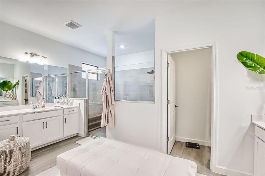 Furnished interior view inside a new home in , Fort Myers (Image 10).