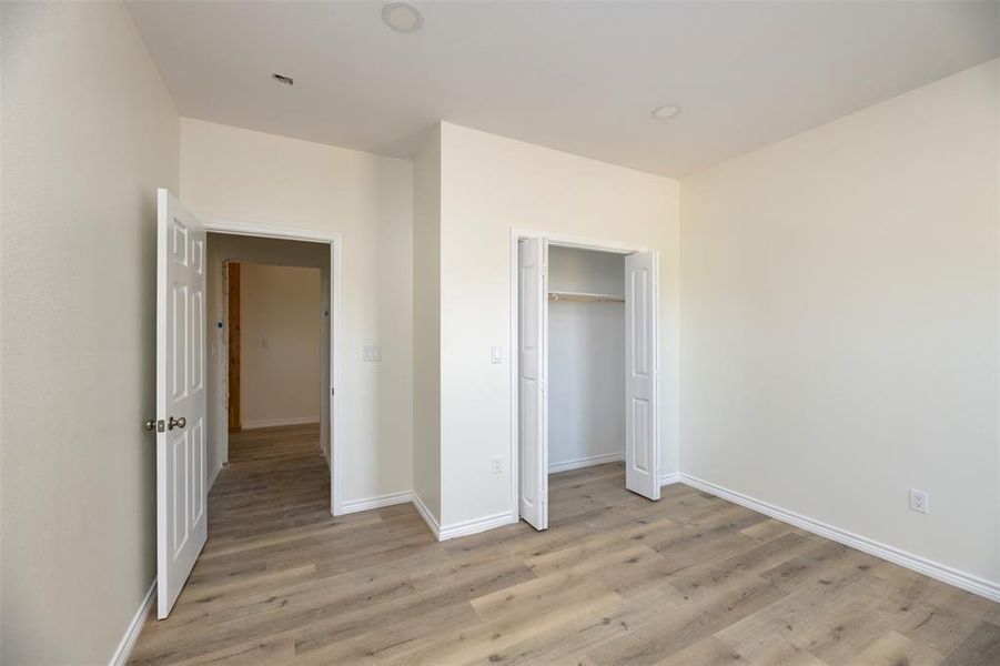 Spacious, unfurnished interior of a new home in , Runaway Bay (Image 8). Spacious, unfurnished interior of a new home in , Runaway Bay (Image 8).