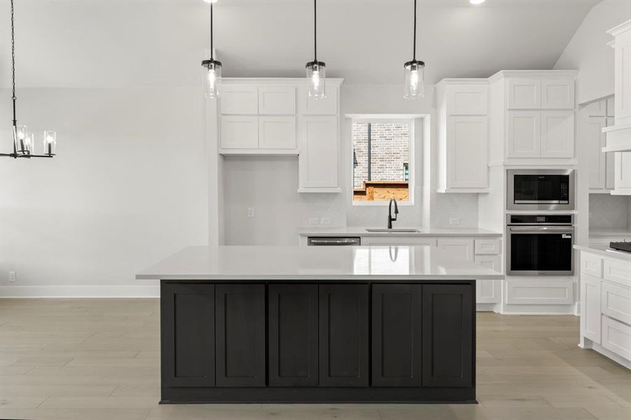 09. 1704 Possum - Kitchen