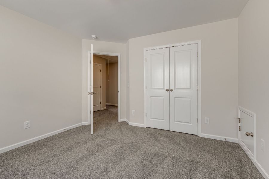 Spacious, unfurnished interior of a new home in Blakeney, Smyrna (Image 33).