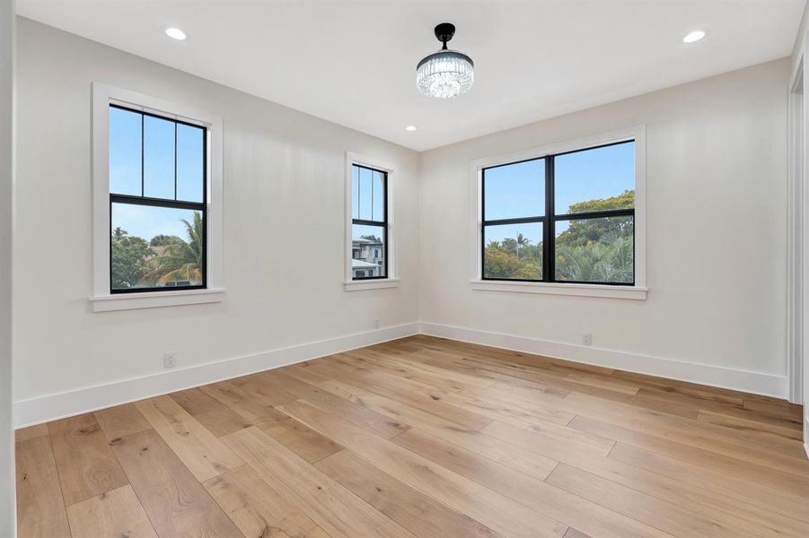 BEDROOMS BEDROOMS