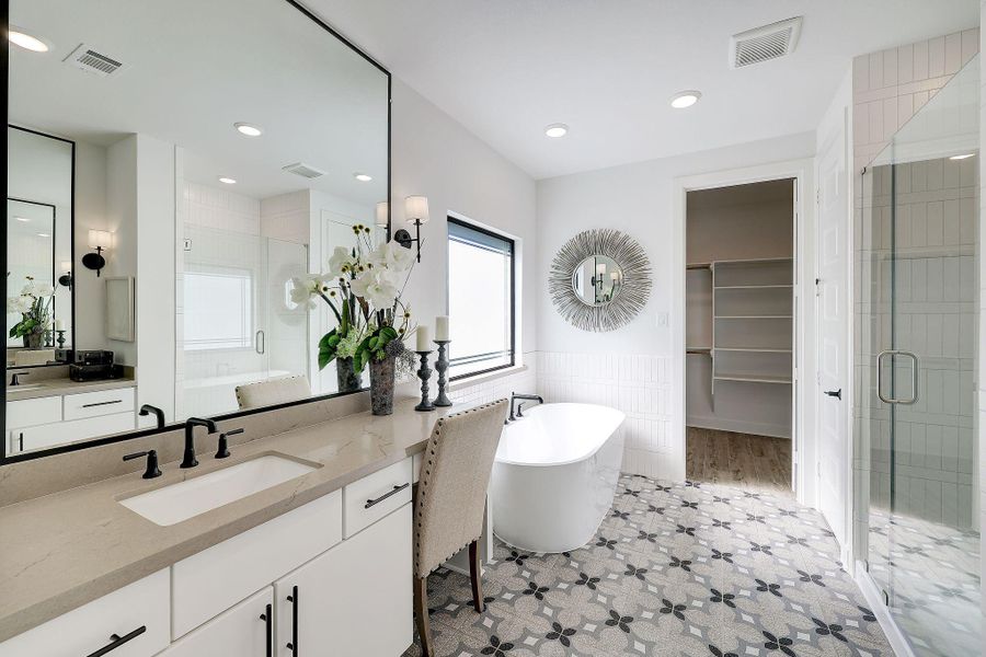 Furnished interior view inside a new home in Parmer Ranch, Georgetown (Image 19). Furnished interior view inside a new home in Parmer Ranch, Georgetown (Image 19).