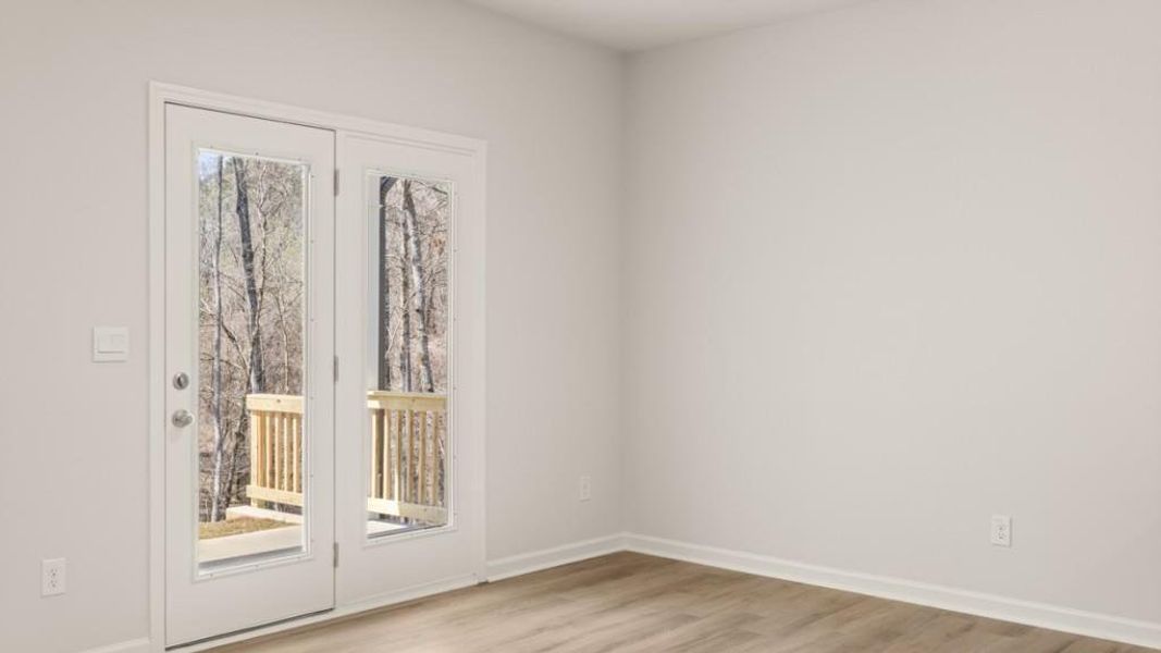 Spacious, unfurnished interior of a new home in South Wind, Union City (Image 31).