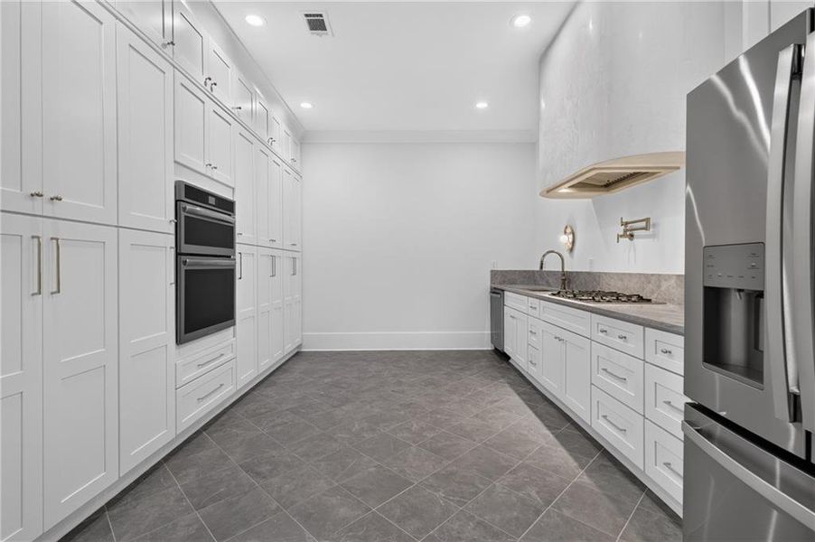 Furnished interior view inside a new home in , Dacula (Image 10).