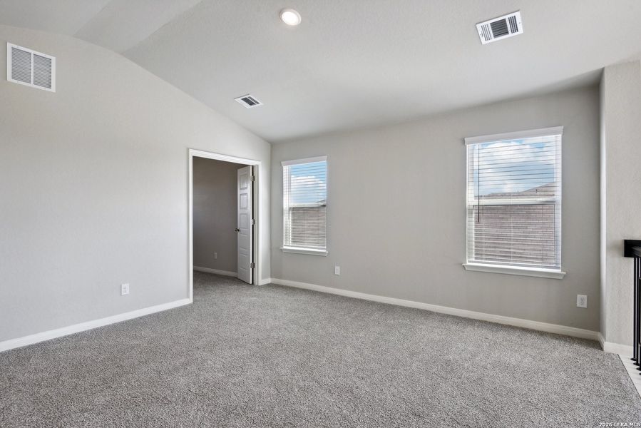 Spacious, unfurnished interior of a new home in Kallison Ranch, San Antonio (Image 22).