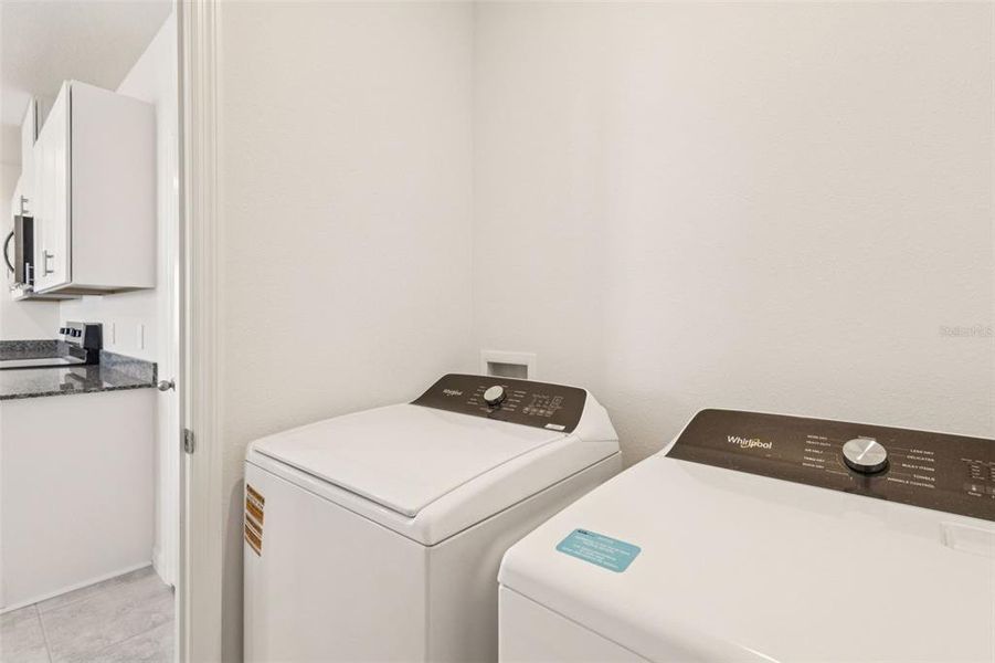 Close-up of interior finishes inside a home in The Reserve at Hammock Oaks - Classic Series, Lady Lake (Image 8).