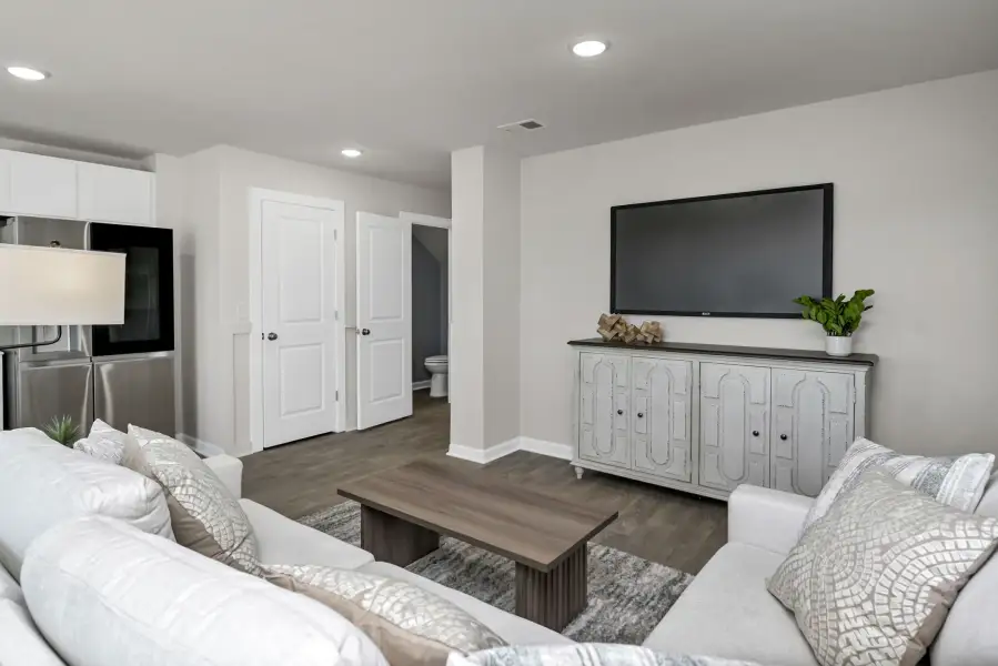 Furnished interior view inside a new home in Cameron Ridge, Columbia (Image 11).