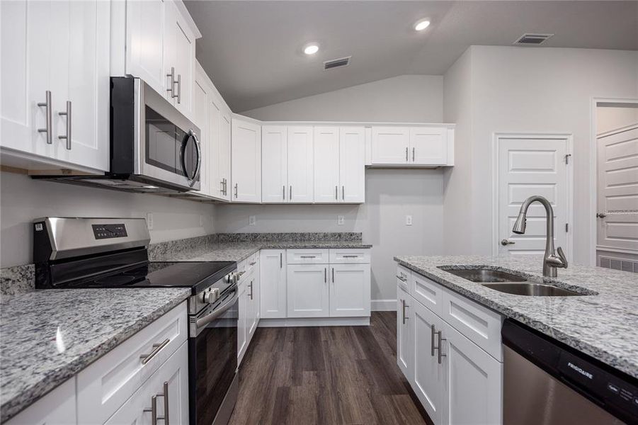 Furnished interior view inside a new home in Savannah Station, Alachua (Image 5).