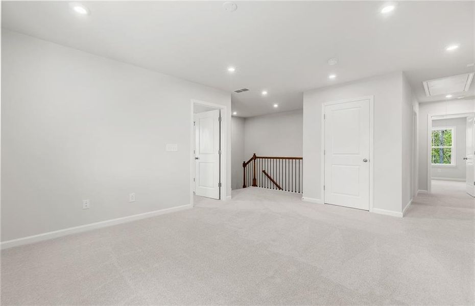 Spacious, unfurnished interior of a new home in Reunion, Flowery Branch (Image 37).