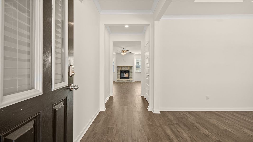 Spacious, unfurnished interior of a new home in Westland, Bogart (Image 14).