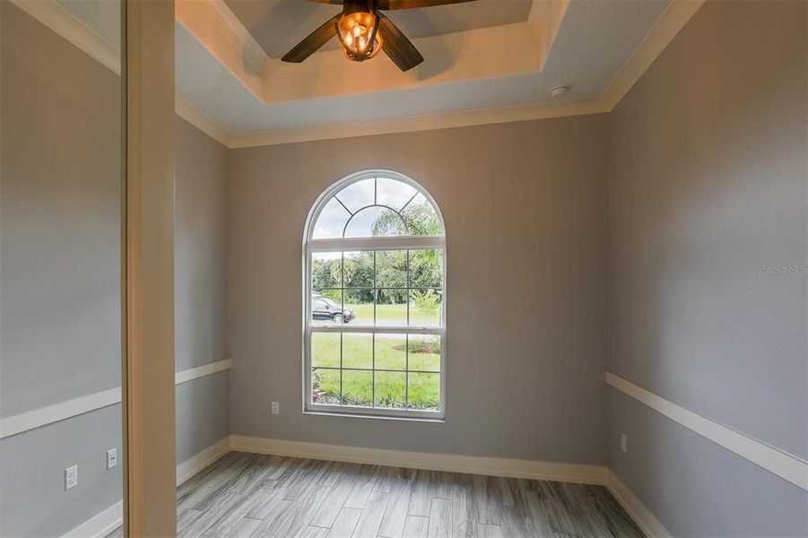 Spacious, unfurnished interior of a new home in , Dunnellon (Image 21).
