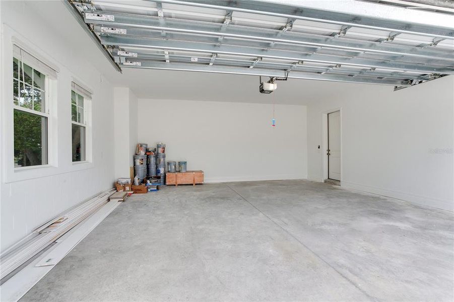 Spacious, unfurnished interior of a new home in , Gulfport (Image 28). Spacious, unfurnished interior of a new home in , Gulfport (Image 28).