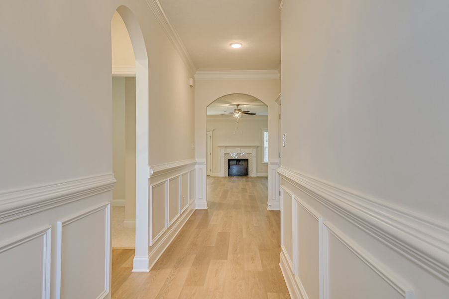 Spacious, unfurnished interior of a new home in The Sanctuary, Aiken (Image 28).