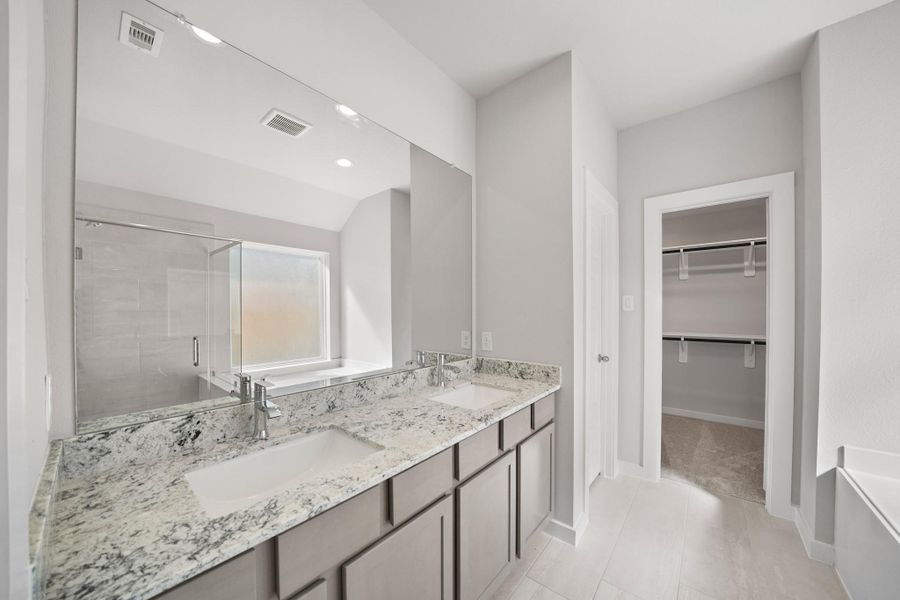 Furnished interior view inside a new home in Beacon Hill, Waller (Image 7). Furnished interior view inside a new home in Beacon Hill, Waller (Image 7).