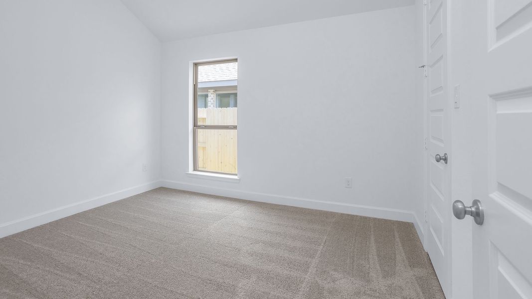 Spacious, unfurnished interior of a new home in The Grand Prairie, Hockley (Image 137).