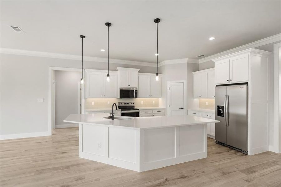 Furnished interior view inside a new home in , Mabank (Image 16).