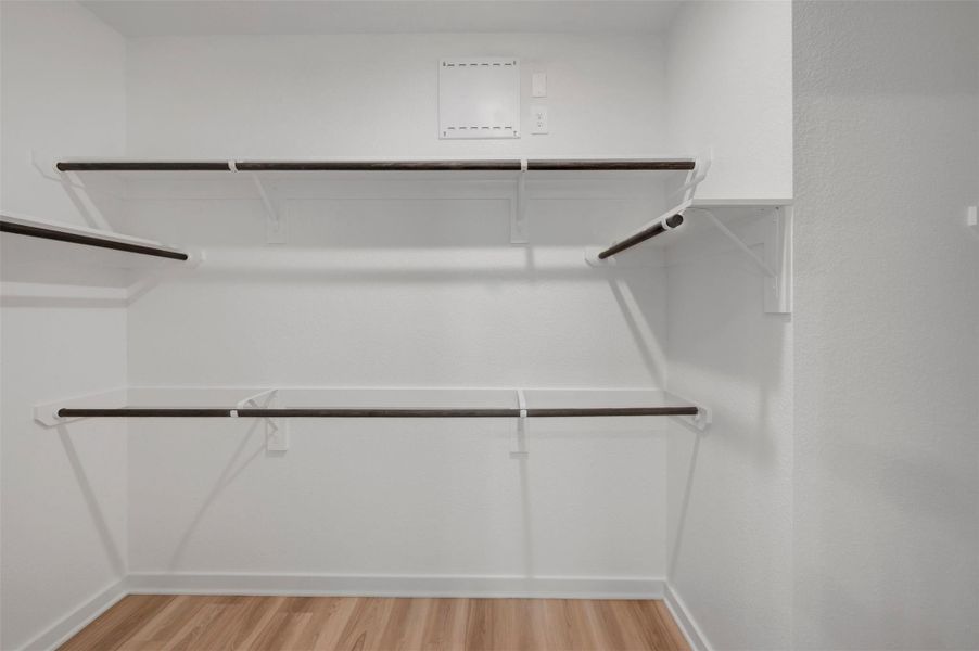 Spacious, unfurnished interior of a new home in Moran Ranch, Willis (Image 25).
