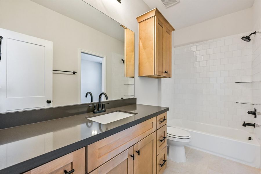 Furnished interior view inside a new home in Pearland Old Townsite, Pearland (Image 6).