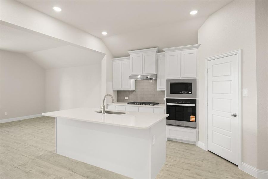 1101 Foxtail- Kitchen-2