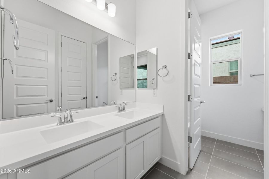 4064 E Desert Lilly Lane ~ Ready Now!