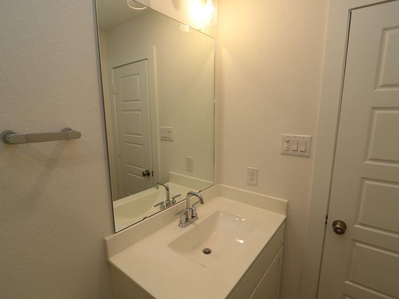 Close-up of interior finishes inside a home in Ambrose, La Marque (Image 12).
