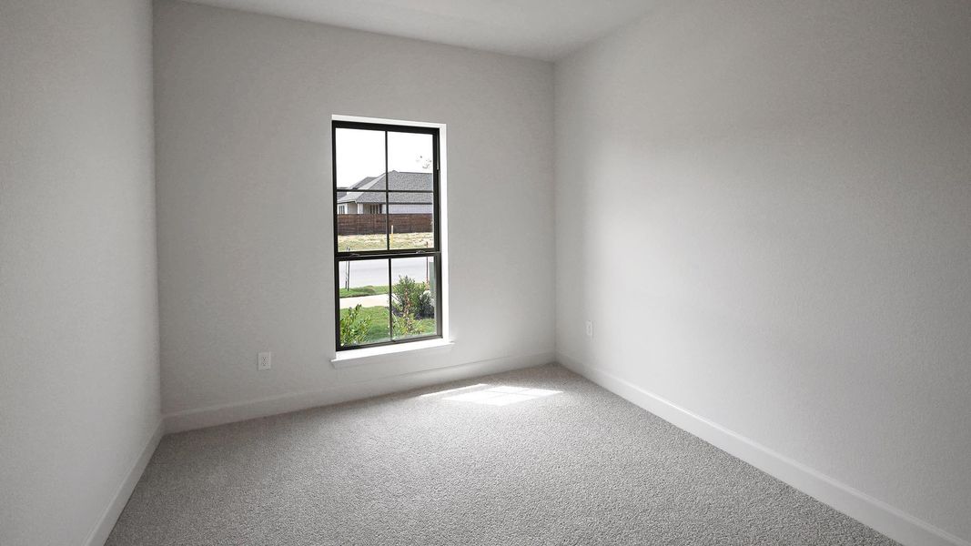 Spacious, unfurnished interior of a new home in Juniper Springs, Lockhart (Image 16).