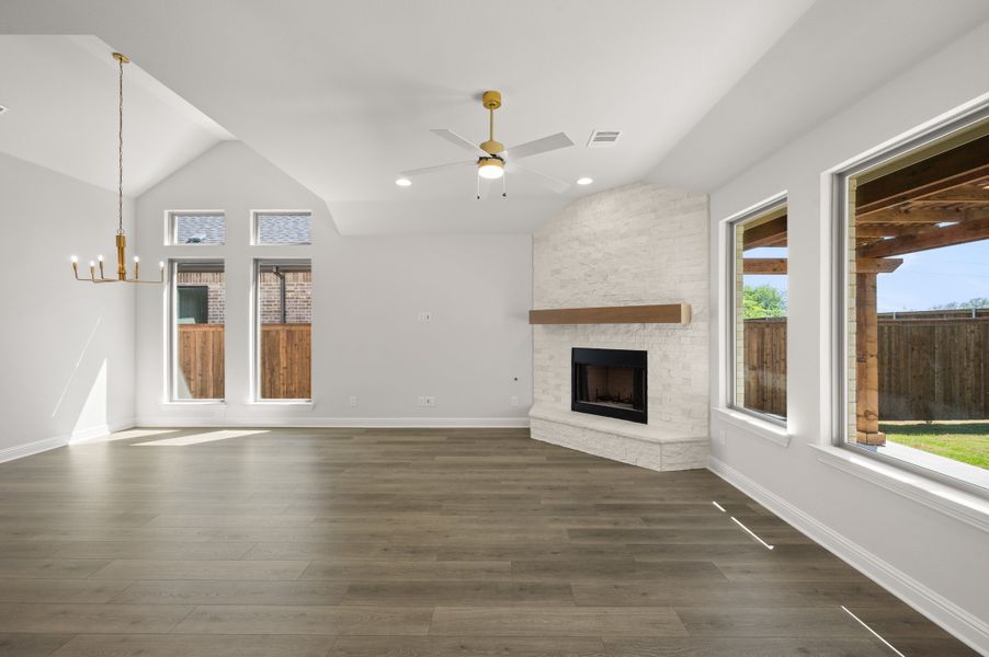 Spacious, unfurnished interior of a new home in Bridgewater, Midlothian (Image 14).