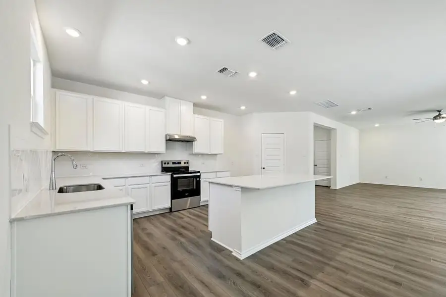 Image 9 of a home in Hidden Trails.