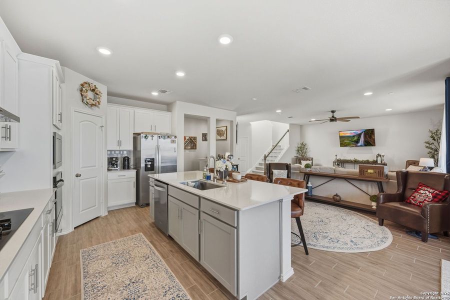 Furnished interior view inside a new home in Lily Springs, Seguin (Image 32).