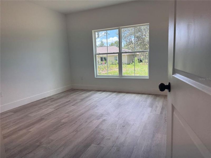 Spacious, unfurnished interior of a new home in , Dunnellon (Image 15).