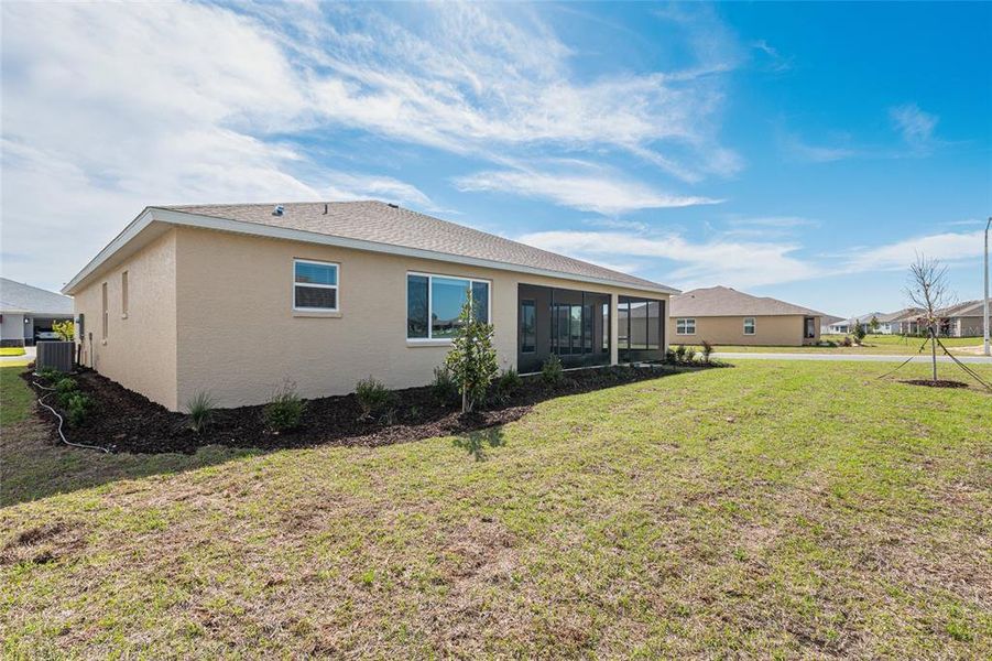Exterior details and patio area of a home in , Ocala (Image 32).
