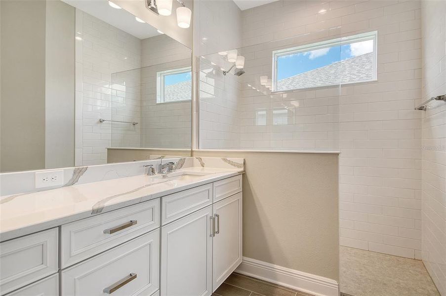 Furnished interior view inside a new home in Canoe Creek, Parrish (Image 8).