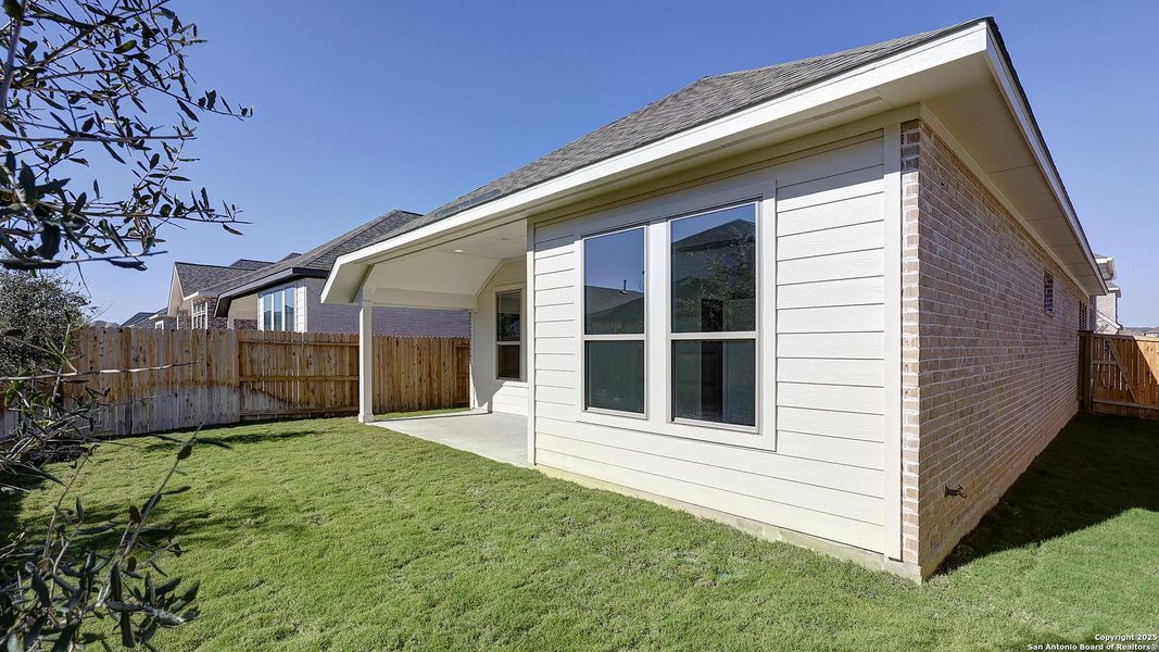 Exterior details and patio area of a home in Stillwater Ranch 40', San Antonio (Image 3). Exterior details and patio area of a home in Stillwater Ranch 40', San Antonio (Image 3).