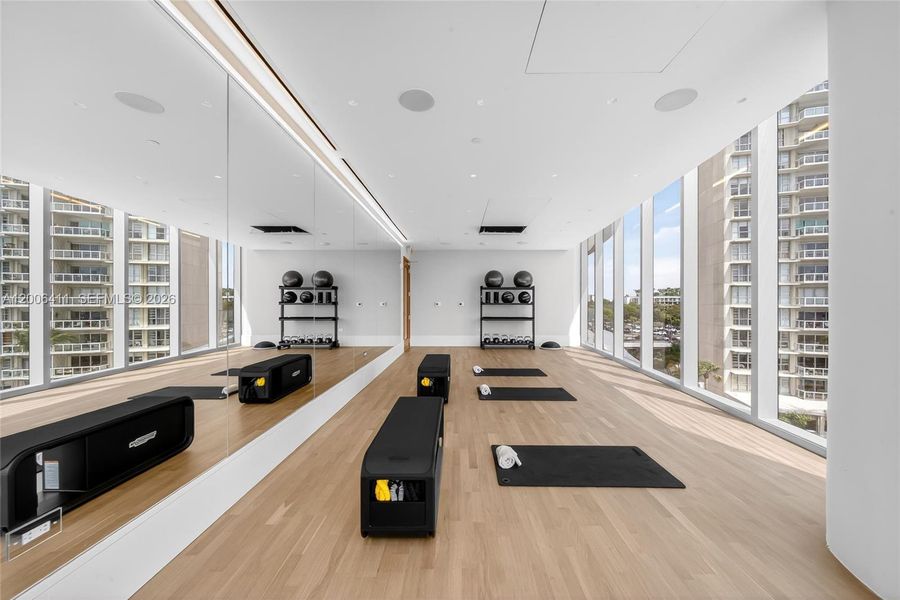 Community amenities in , Miami (Image 67).