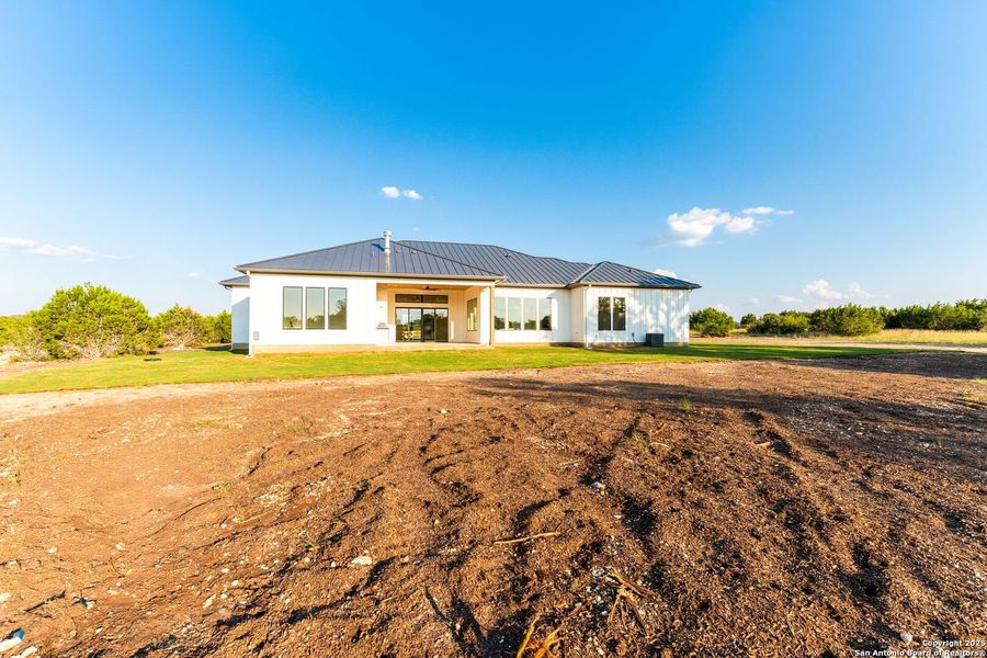 Site preparation for new homesites in , Bandera (Image 49).