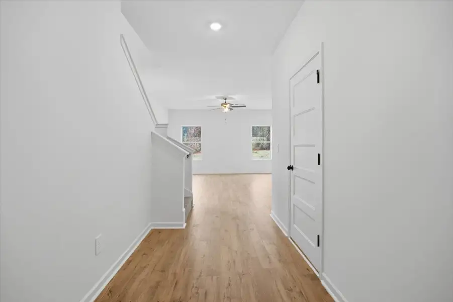 Spacious, unfurnished interior of a new home in Creekside Manor, Thomaston (Image 8). Spacious, unfurnished interior of a new home in Creekside Manor, Thomaston (Image 8).