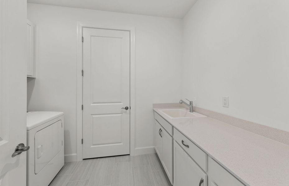 Furnished interior view inside a new home in Terreno, Naples (Image 4).