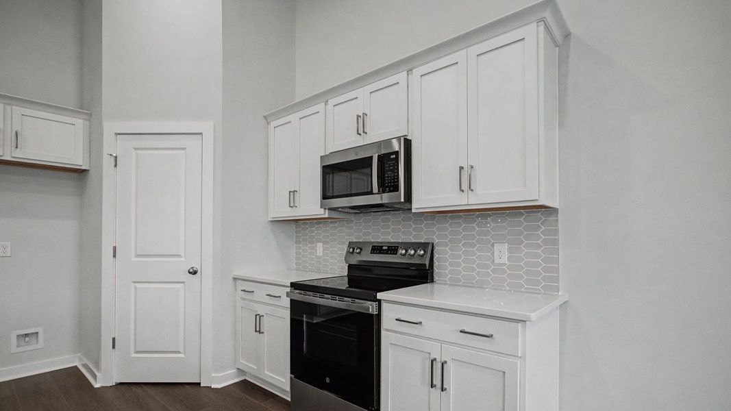Representative furnished interior of a home built from the Avondale by DRB Homes in McClure Farms, Columbia (Image 10). Representative furnished interior of a home built from the Avondale by DRB Homes in McClure Farms, Columbia (Image 10).