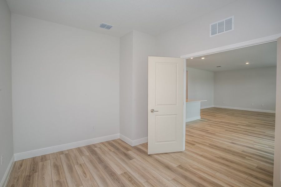 Representative unfurnished interior of a home built from the Anna Maria by Casa Fresca Homes in Mirada, San Antonio (Image 12).