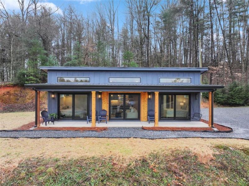 Exterior details and patio area of a home in , Ellijay (Image 20).