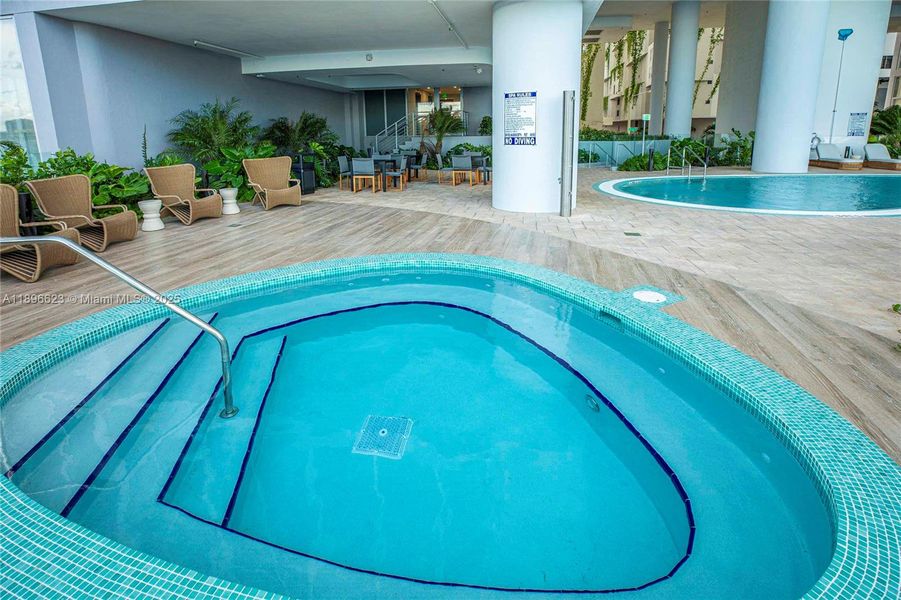 Community amenities in , Miami (Image 92). Community amenities in , Miami (Image 92).