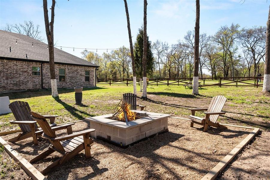 Community amenities in , Malakoff (Image 30).