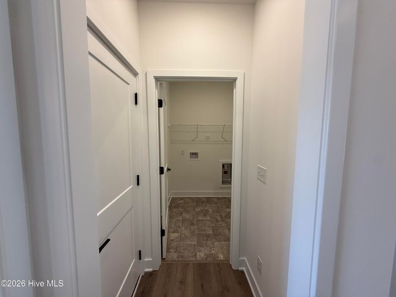 Spacious, unfurnished interior of a new home in Wood Creek Landing, Leland (Image 25).