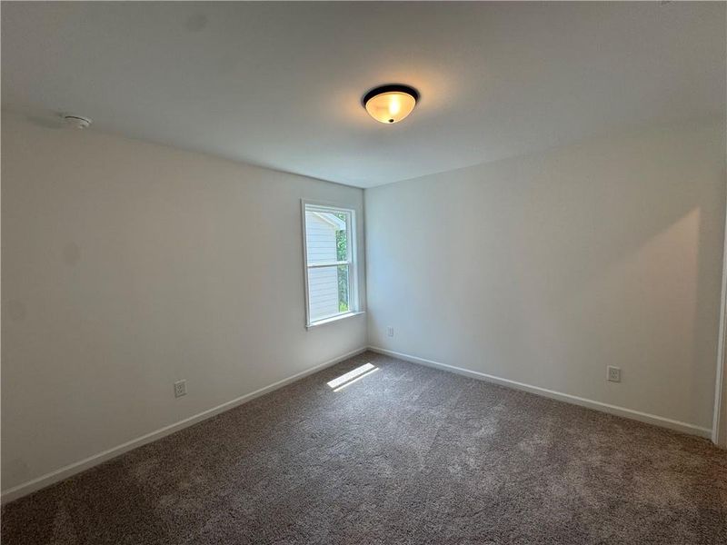 Spacious, unfurnished interior of a new home in Creekside, Dawsonville (Image 42).