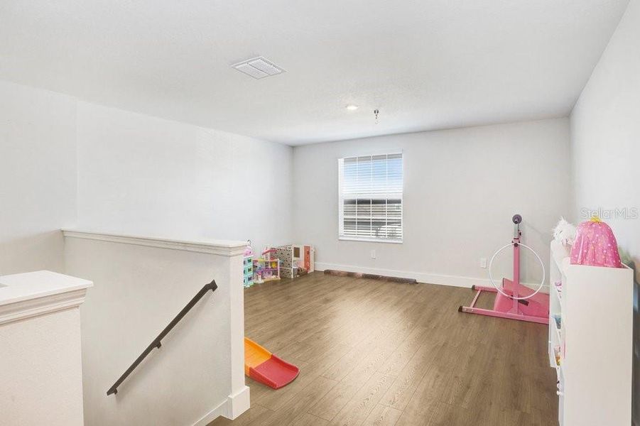 Spacious, unfurnished interior of a new home in , Zephyrhills (Image 23). Spacious, unfurnished interior of a new home in , Zephyrhills (Image 23).